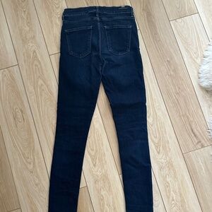 Citizen of Humanity Women’s straight leg jeans dark wash - Size 28